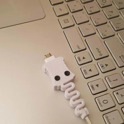 محافظ کابل شارژر مدل S7